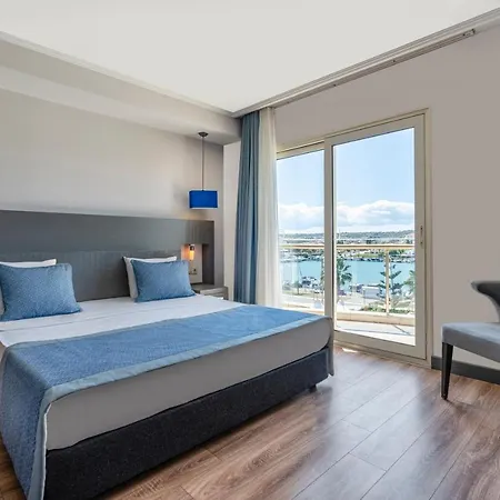 Hotel Sisushotel Çeşme